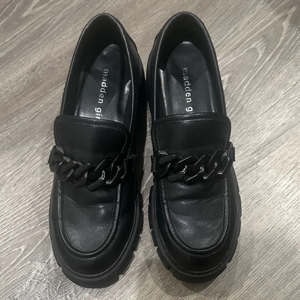 Madden Girl Black Platform Chain Loafers
